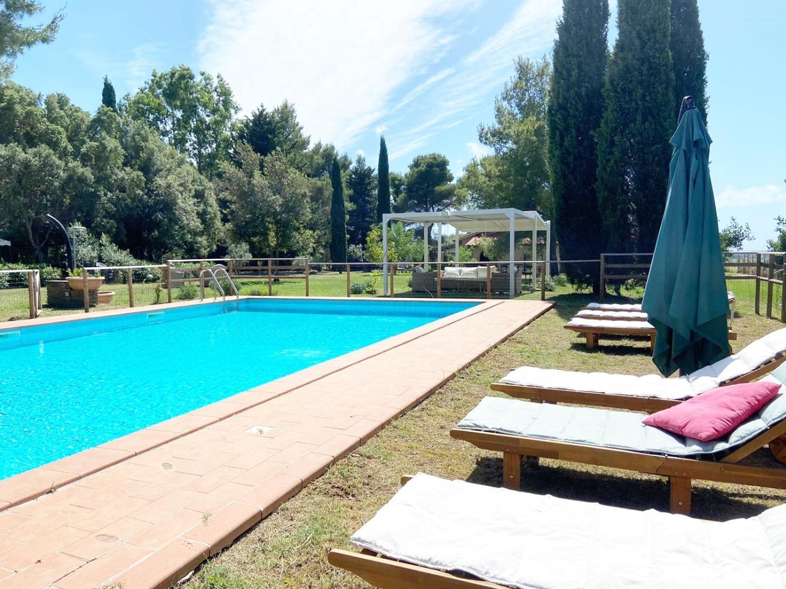 Relais Casale Il Poggetto - Olivo 2 By Zoom In Earth Apartment Cecina  Luaran gambar